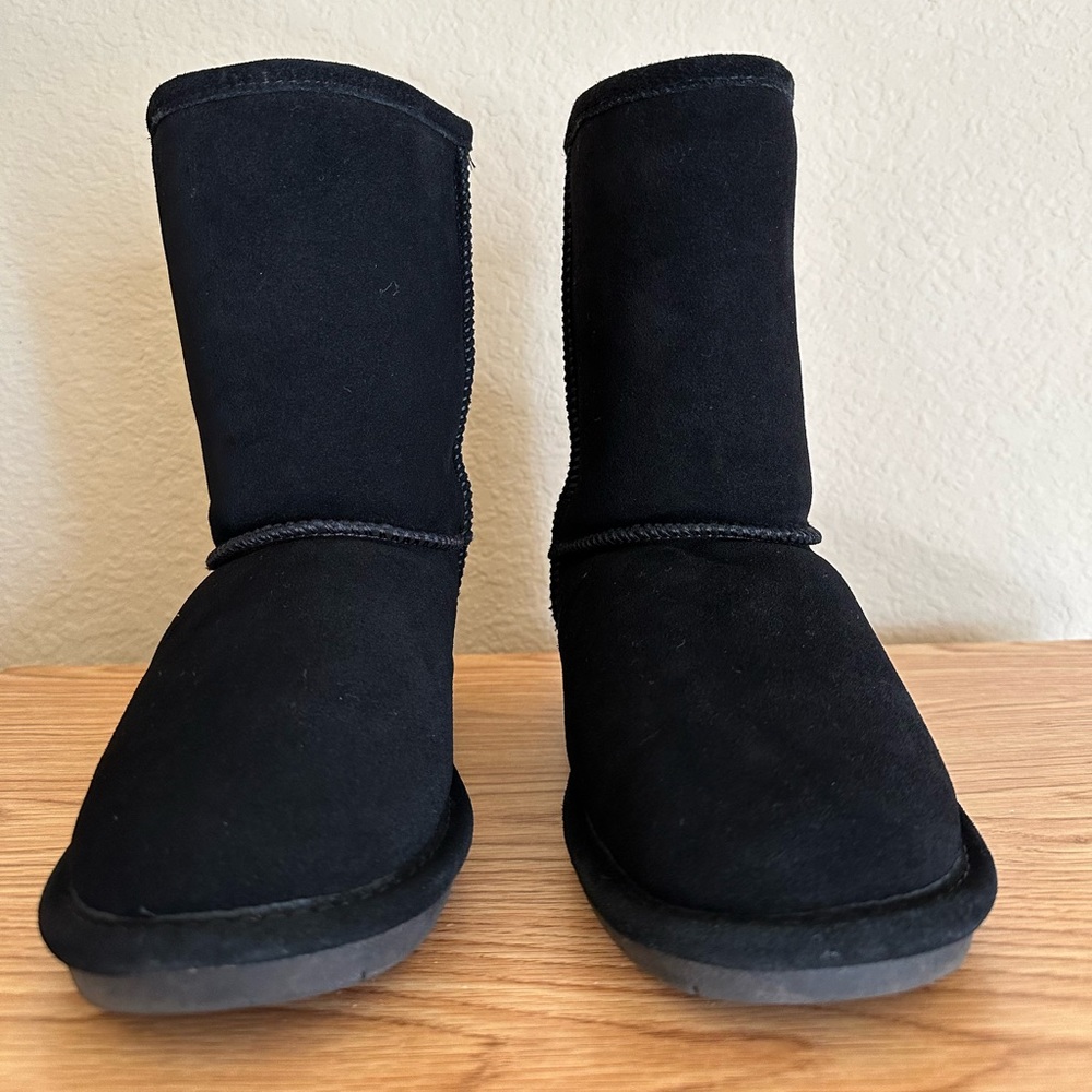 Black Bear Paw Boots